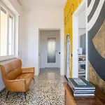 Apartment Comova Maslianico