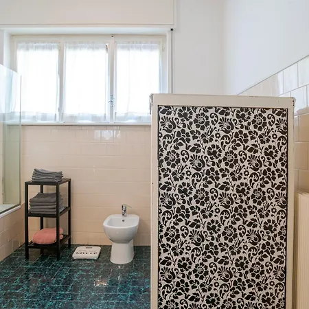 Apartman Comova *